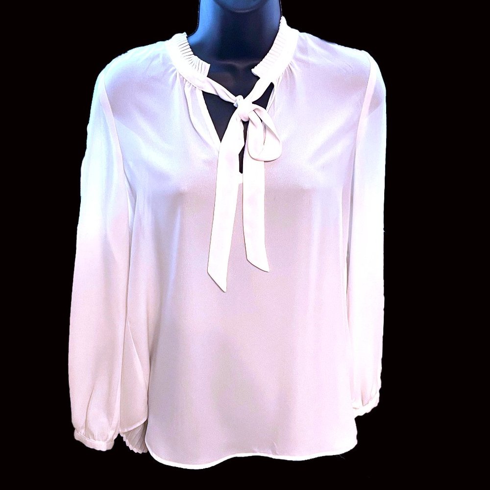 Dr 2 Blouse/shirt/top Long Sleeve with Pleating and Neck Sash Loose Flowy